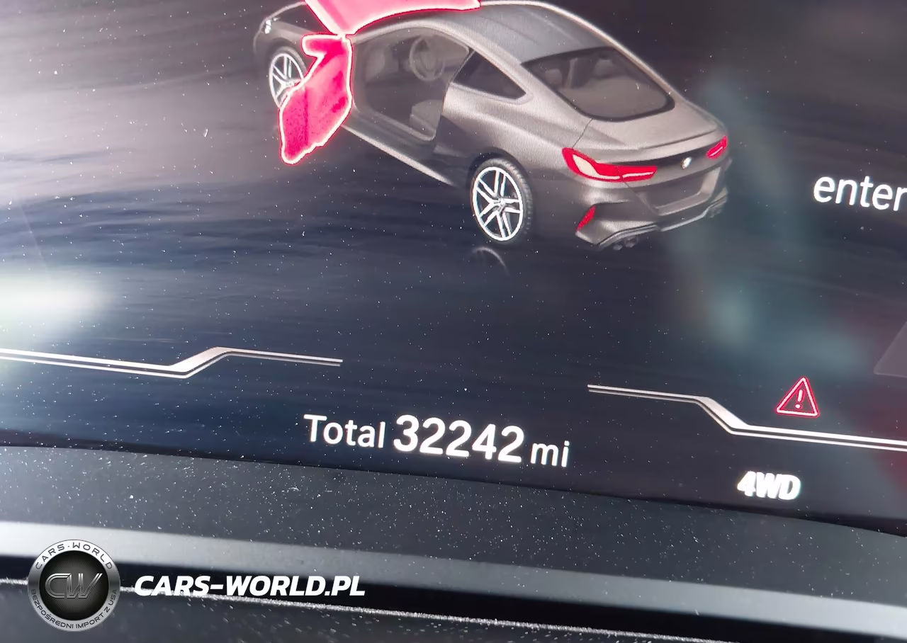 2022 BMW M8 Competition VIN:WBSAE0C01NCH36044 - 15