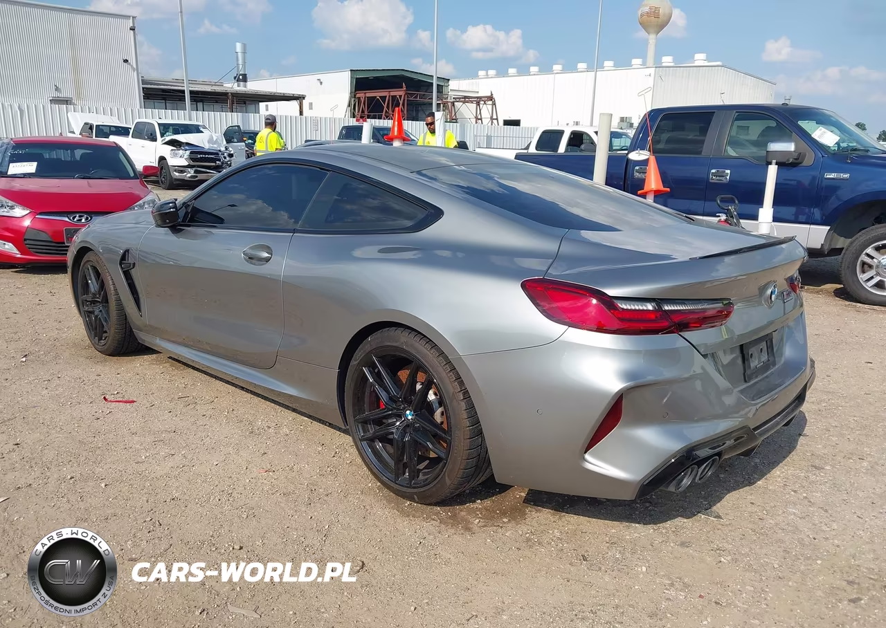 2022 BMW M8 Competition VIN:WBSAE0C01NCH36044 - 3