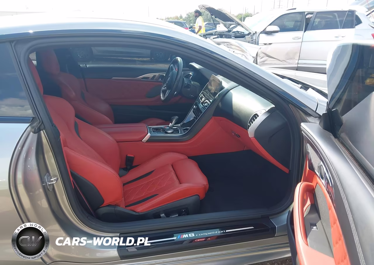 2022 BMW M8 Competition VIN:WBSAE0C01NCH36044 - 5