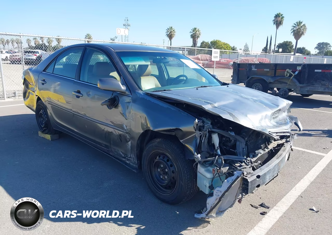 2005 Toyota Camry Le