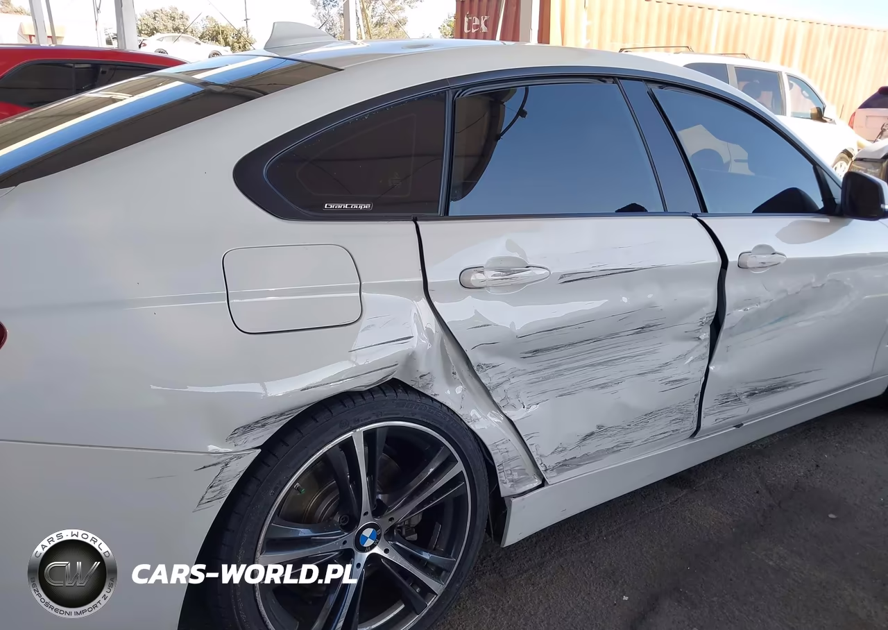 2018 BMW 440I Gran Coupe VIN:WBA4J5C55JBM64892 - 18