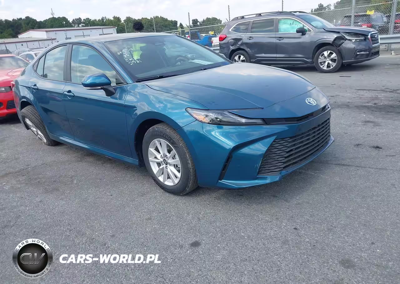 2025 Toyota Camry Le