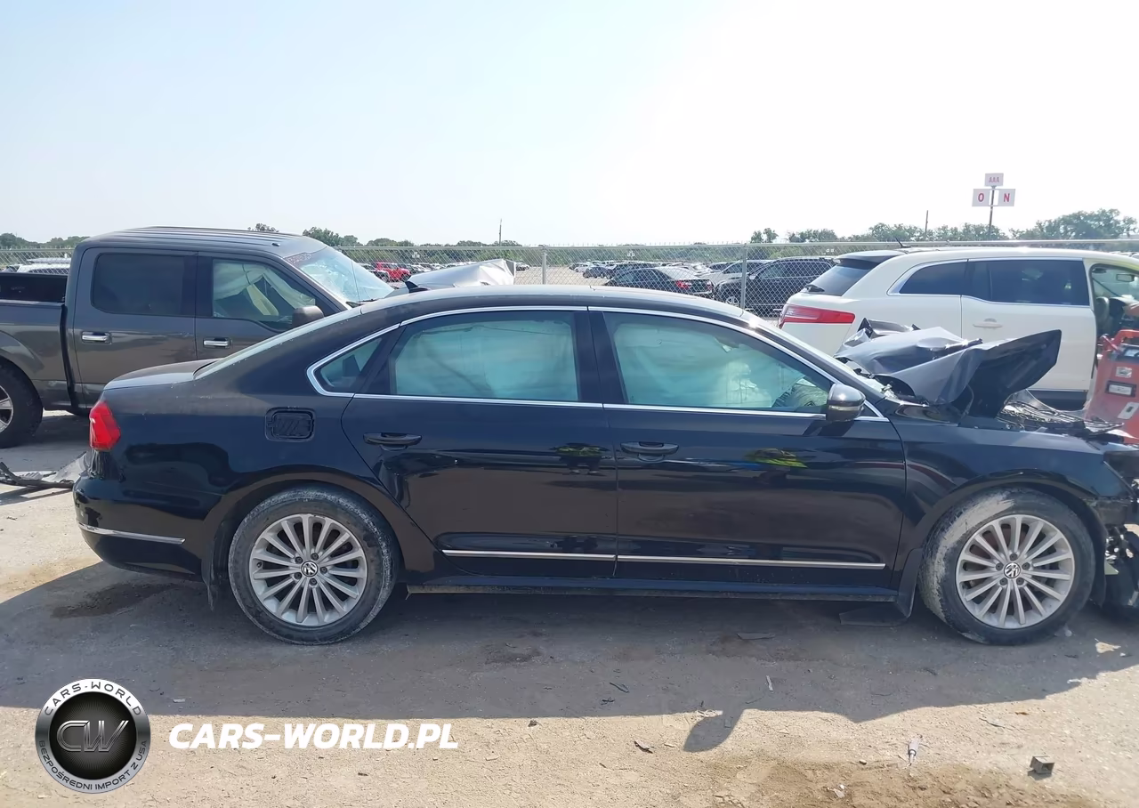 2016 Volkswagen Passat 1.8T Se VIN:1VWBT7A31GC026999 - 14