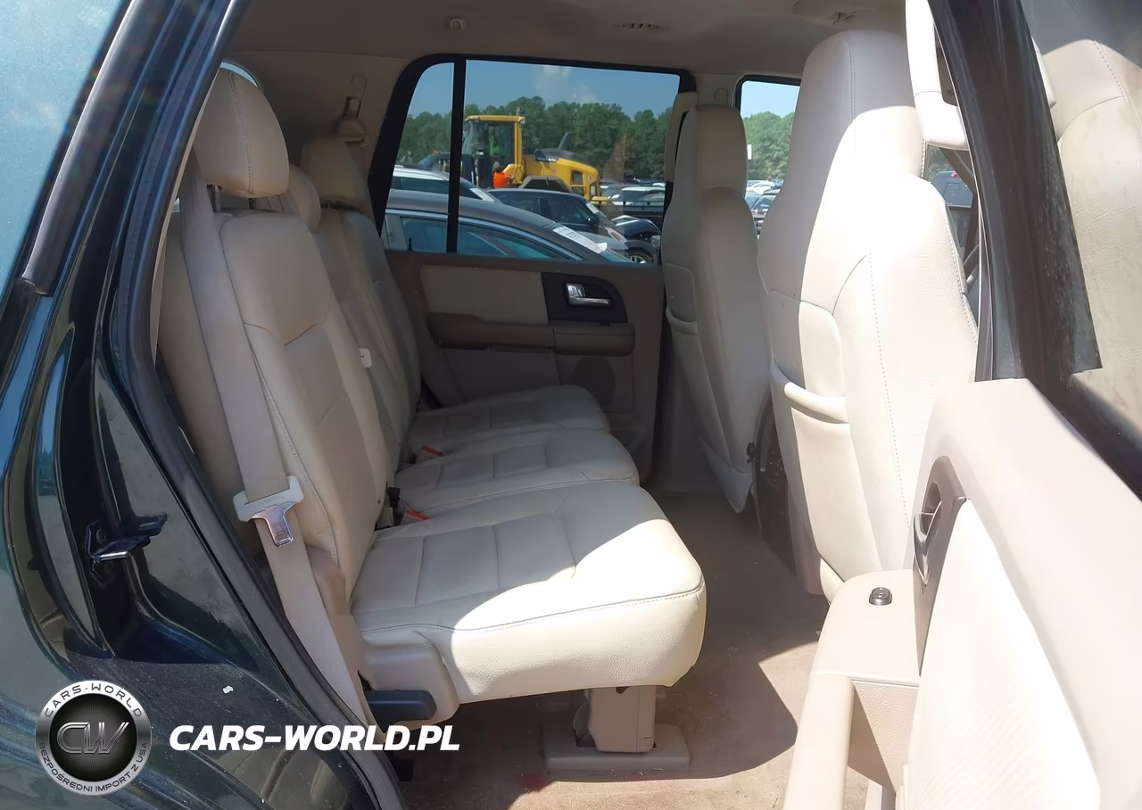 2003 Ford Expedition Xlt VIN:1FMPU15L33LA87015 - 8