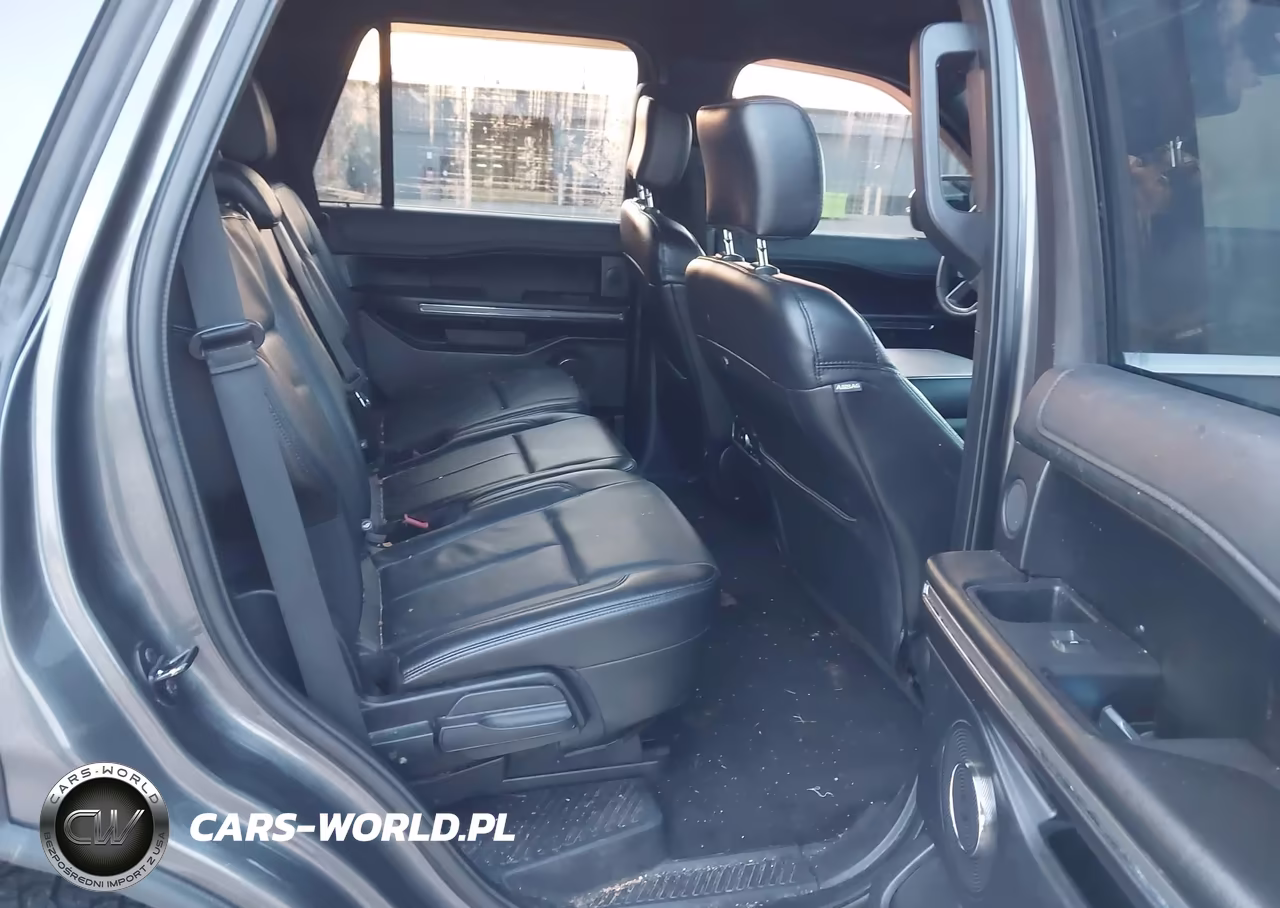 2018 Ford Expedition Xlt VIN:1FMJU1JTXJEA55546 - 8