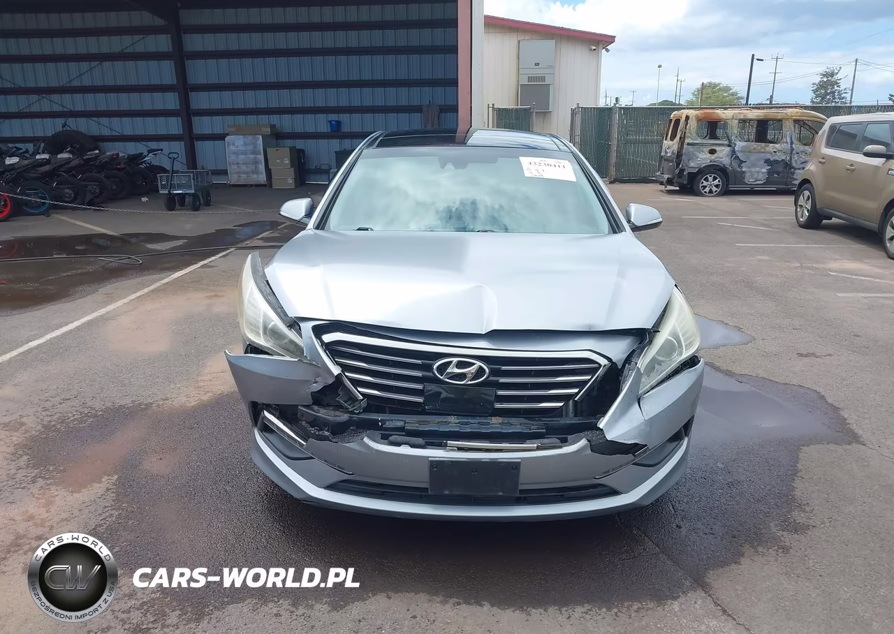 2015 Hyundai Sonata Limited VIN:5NPE34AF6FH065549 - 12