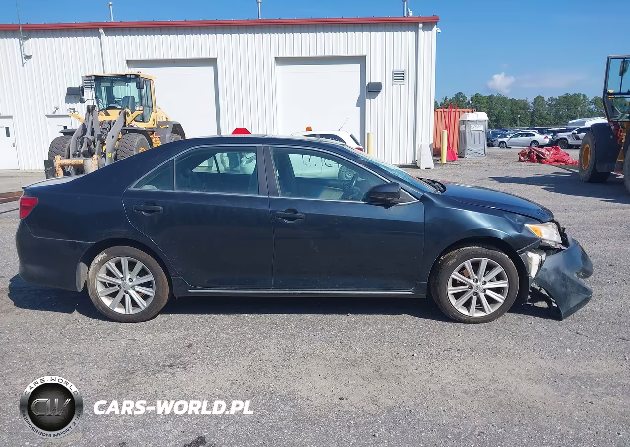 2012 Toyota Camry Xle VIN:4T4BF1FK8CR264006 - 13