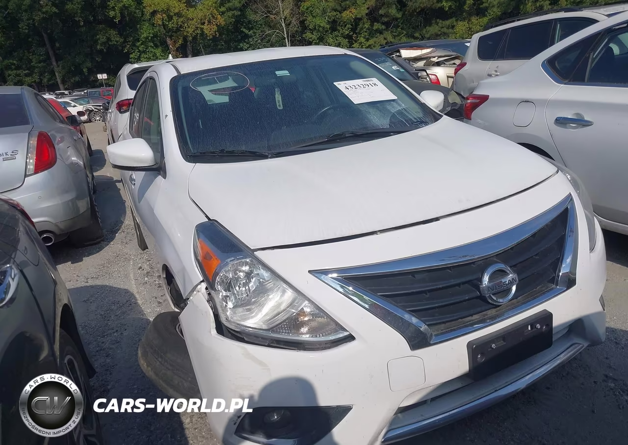 2018 Nissan Versa 1.6 Sv – zdjęcie 1 z 11