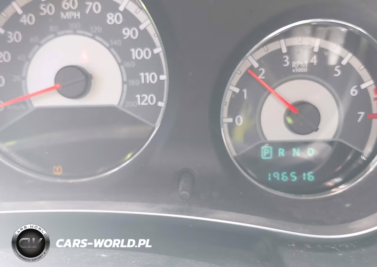 2011 Chrysler 200 Touring VIN:1C3BC1FB3BN514336 - 7