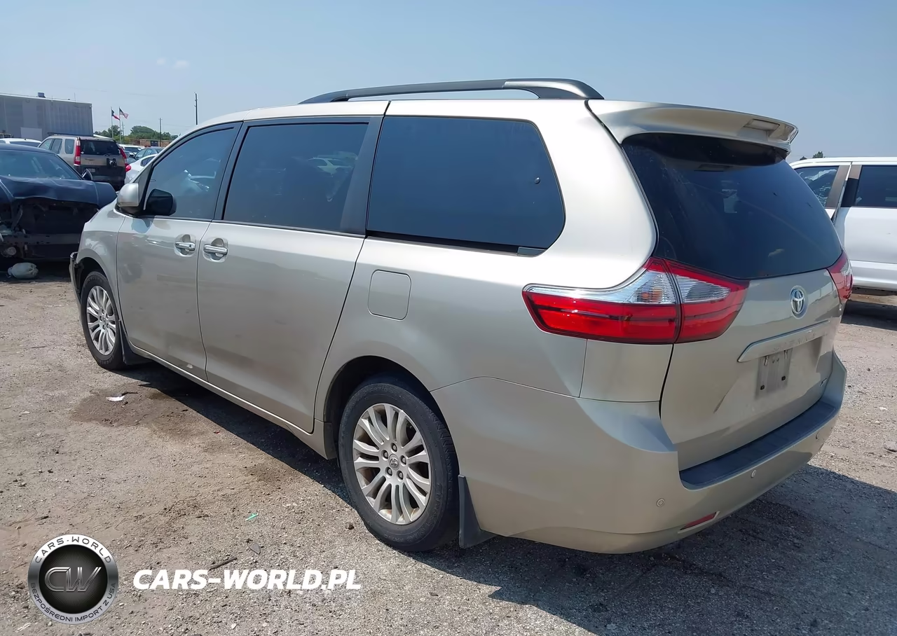 2017 Toyota Sienna Xle Premium 8 Passenger VIN:5TDYZ3DC7HS801435 - 3