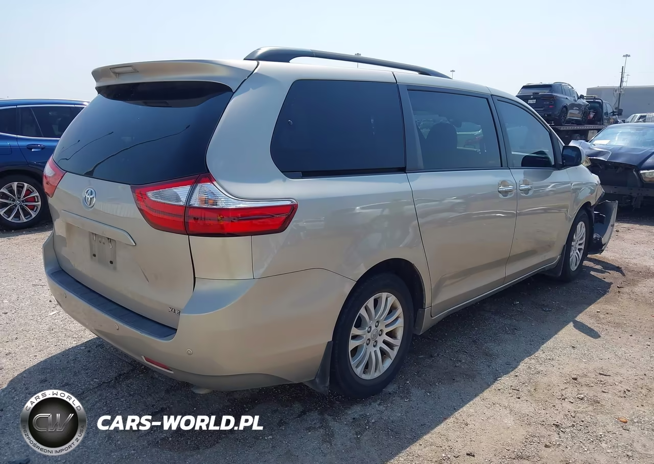 2017 Toyota Sienna Xle Premium 8 Passenger VIN:5TDYZ3DC7HS801435 - 4