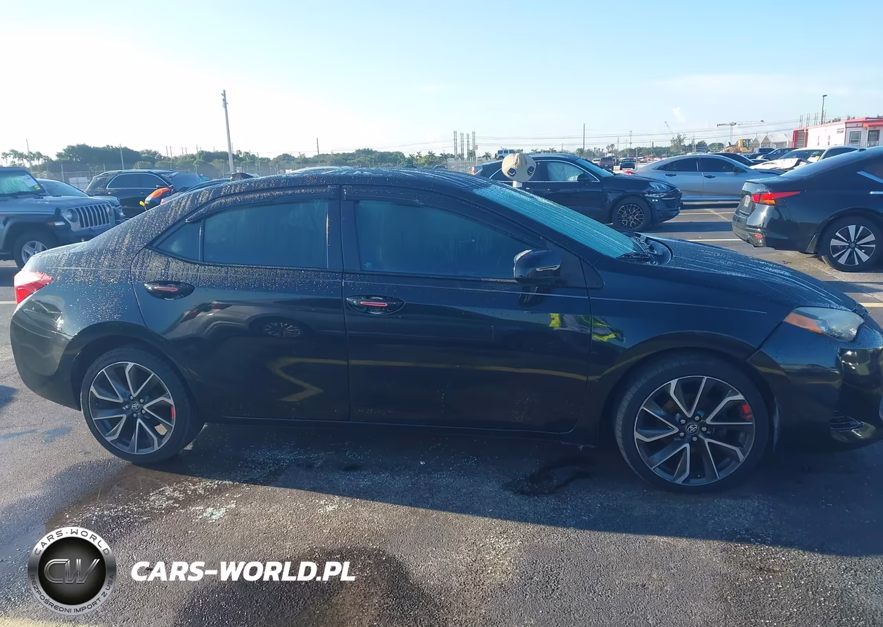 2017 Toyota Corolla L VIN:5YFBURHE3HP633725 - 13