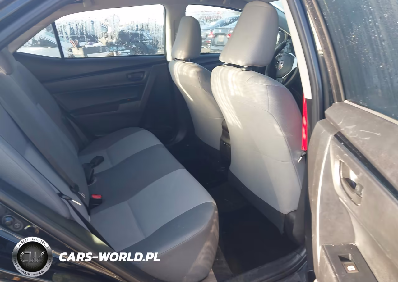 2017 Toyota Corolla L VIN:5YFBURHE3HP633725 - 8