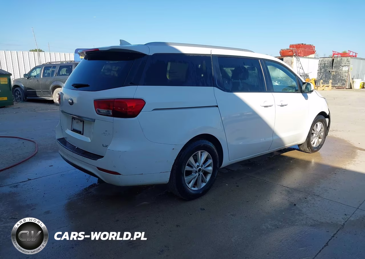 2017 Kia Sedona Lx VIN:KNDMB5C15H6335650 - 4