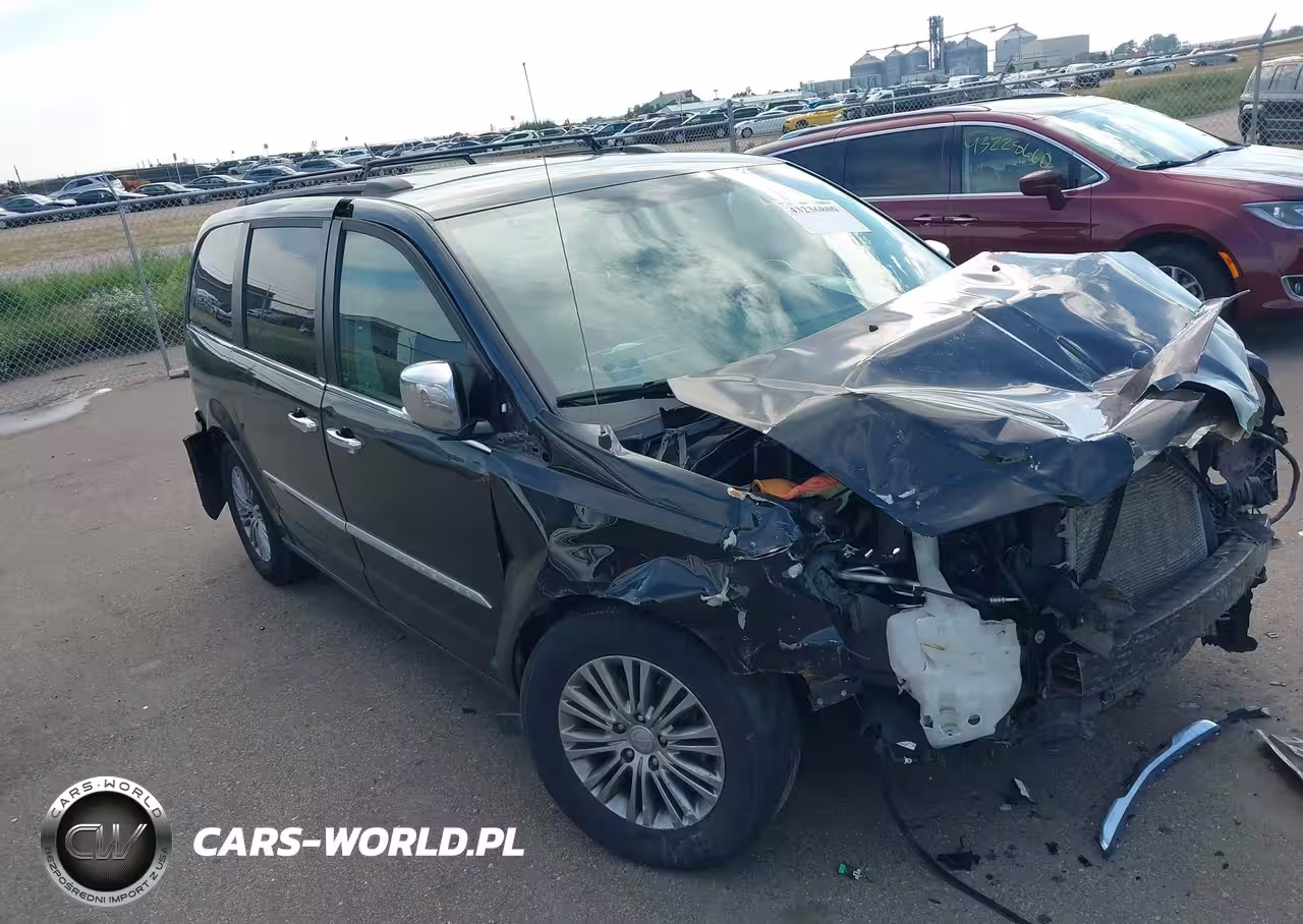 2014 Chrysler Town & Country Touring-L