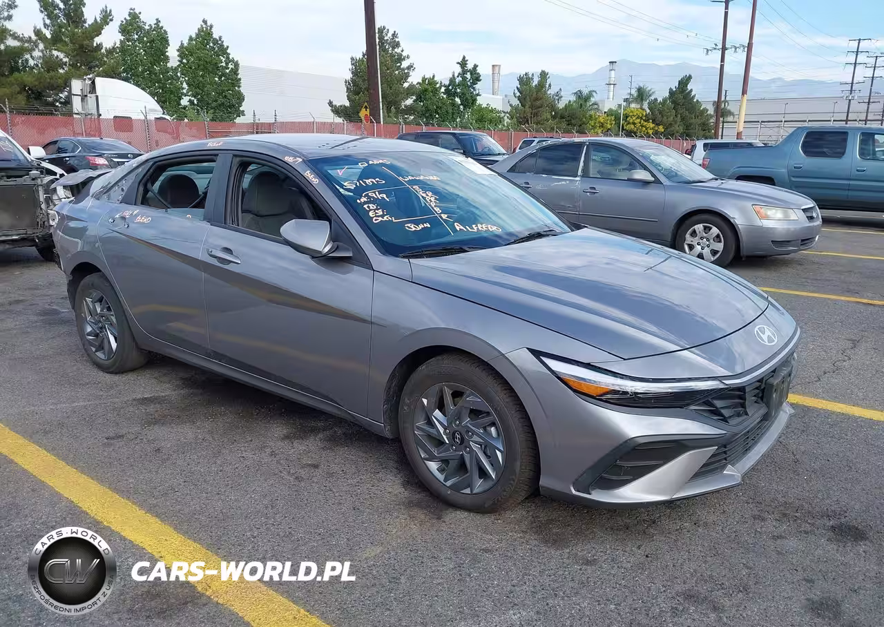 2024 Hyundai Elantra Sel