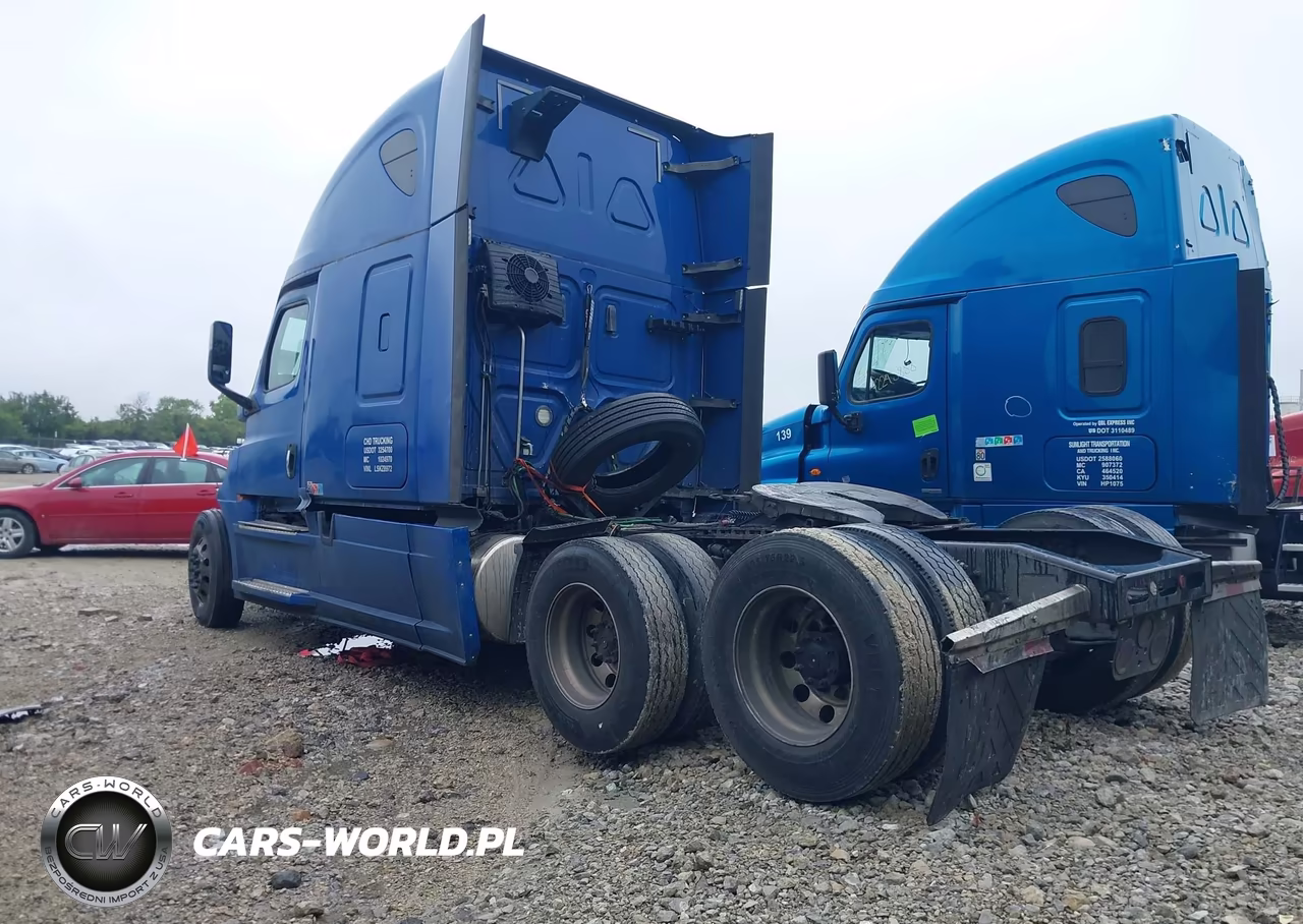 2020 Freightliner New Cascadia 126 VIN:3AKJHHDR7LSKZ8972 - 3