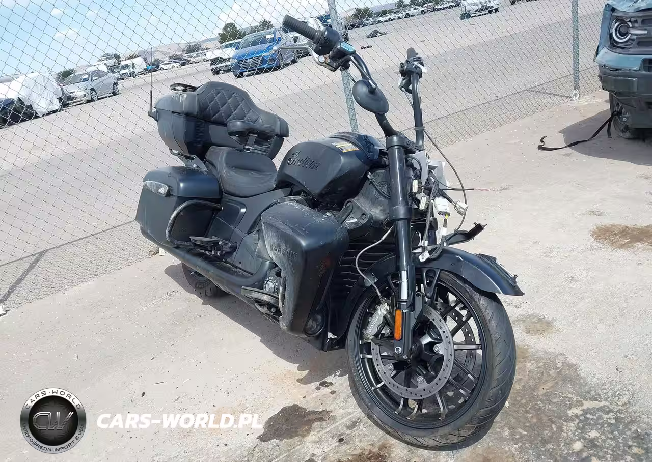 2023 Indian Motorcycle Co. Pursuit Dark Horse With Premium Package