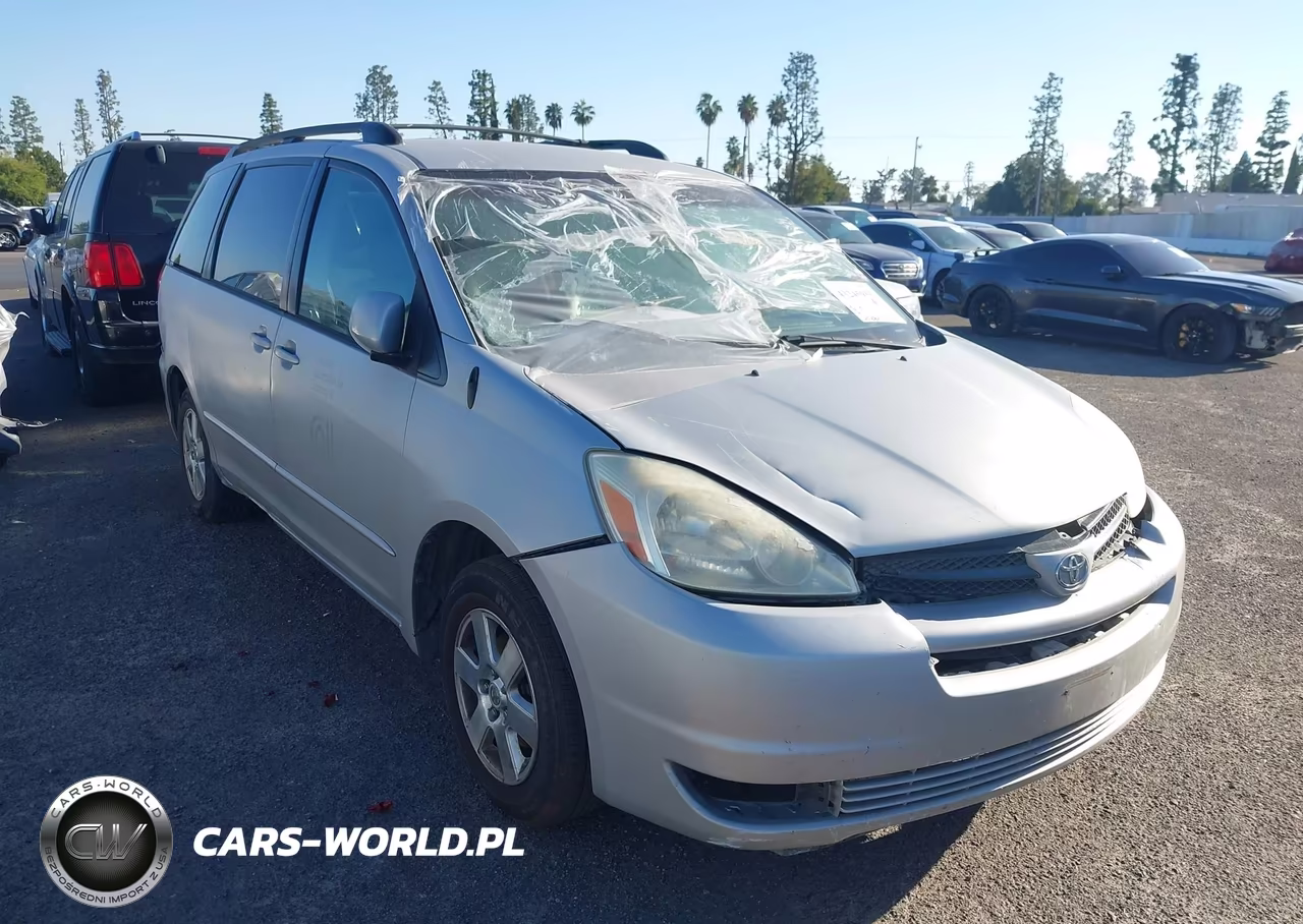 2005 Toyota Sienna Le
