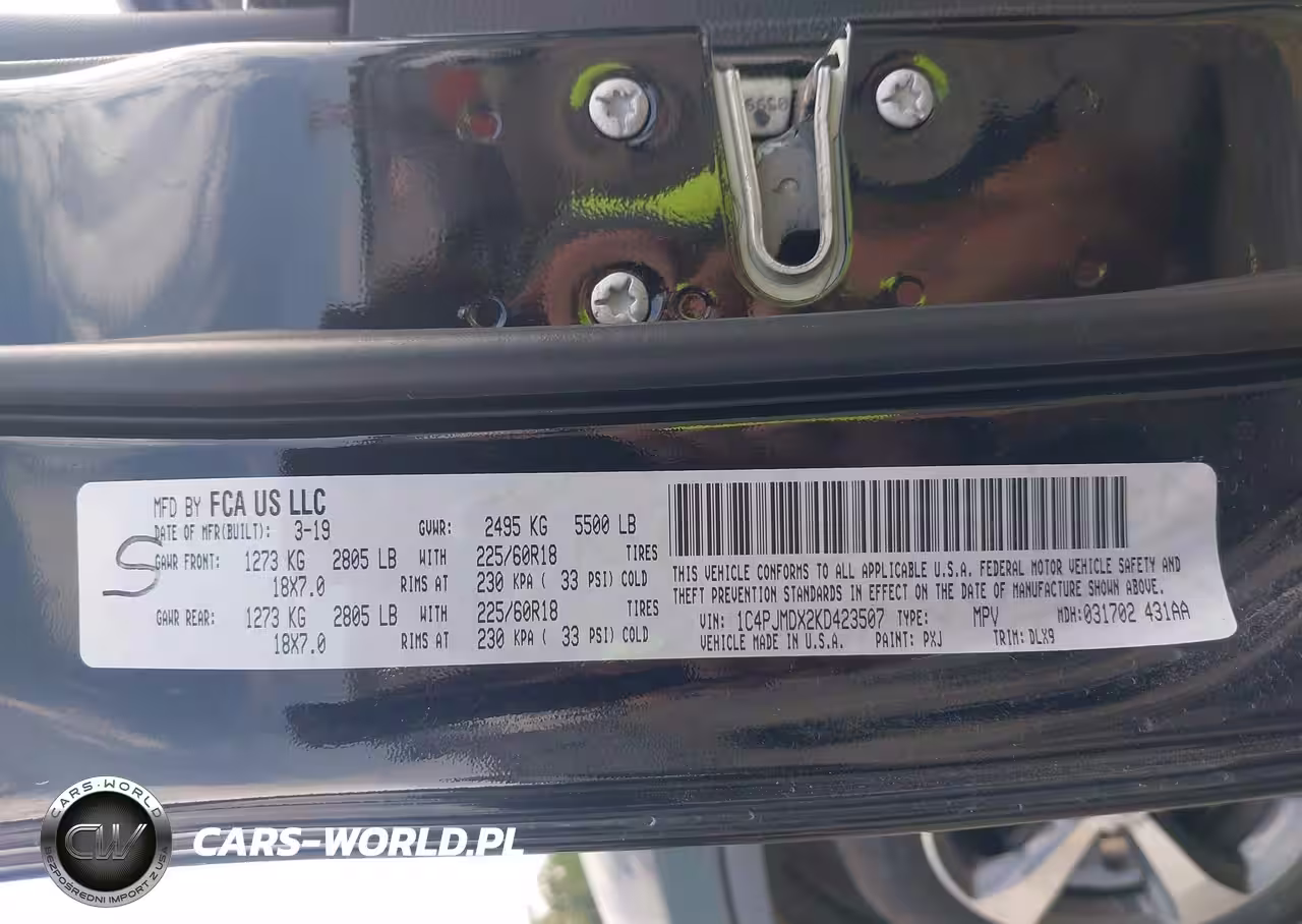 2019 Jeep Cherokee Limited 4X4 VIN:1C4PJMDX2KD423507 - 9