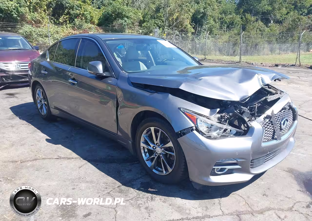 2015 Infiniti Q50 Premium