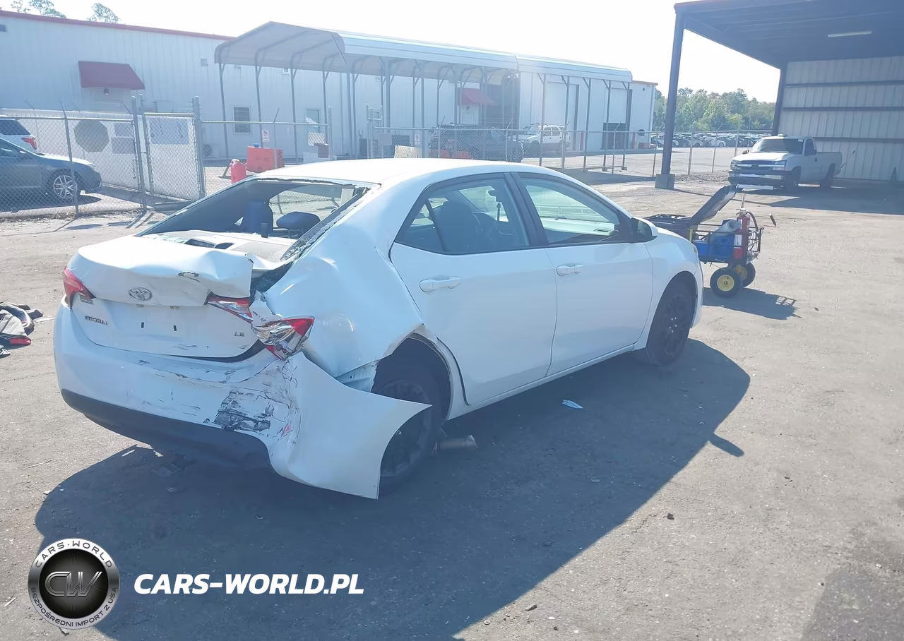 2019 Toyota Corolla Le VIN:5YFBURHE8KP917956 - 4