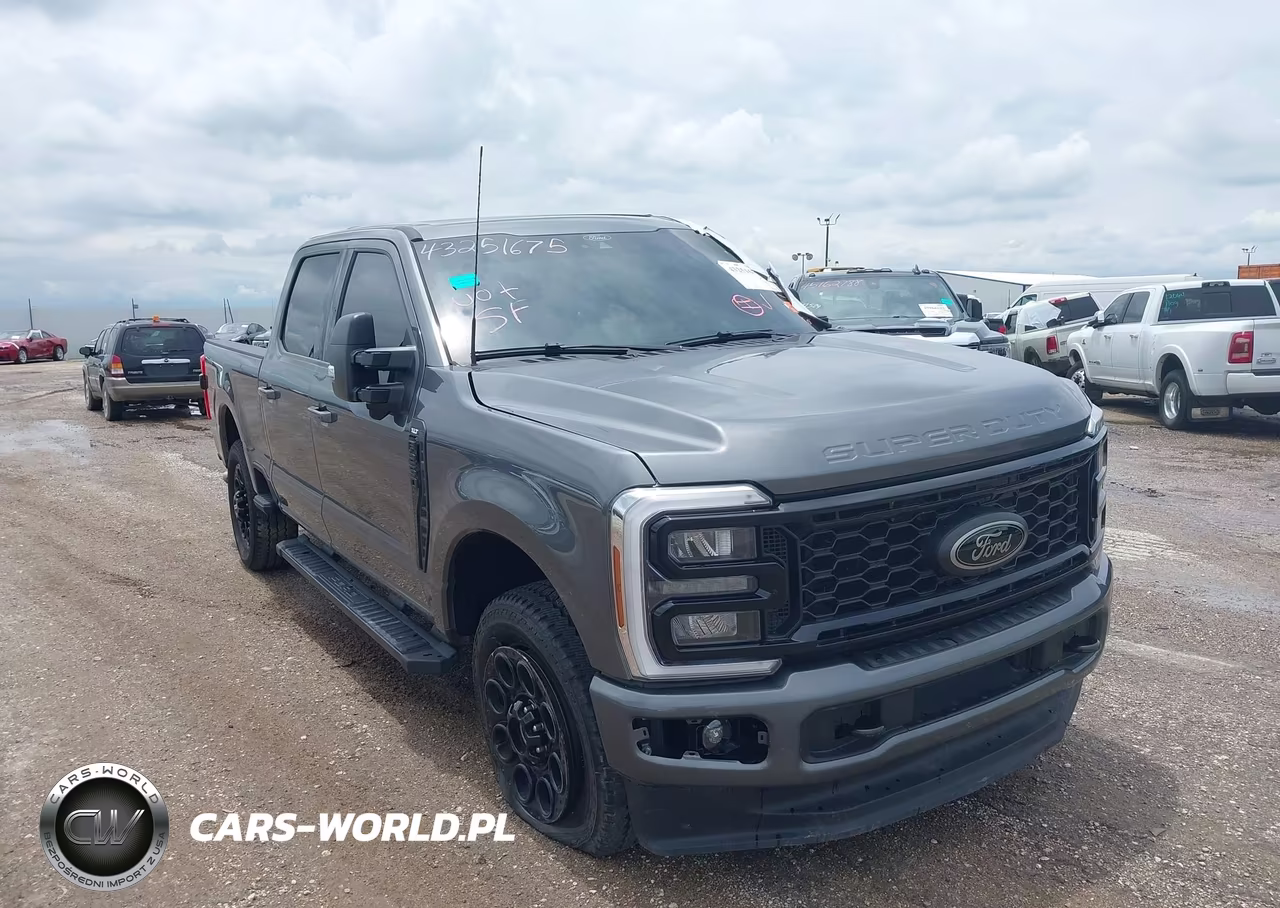 2025 Ford F-250 Xlt – zdjęcie 1 z 17