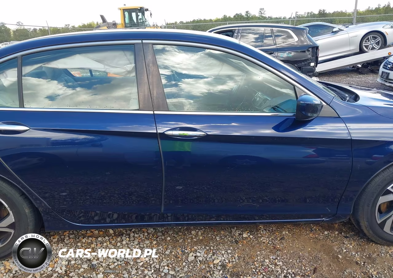 2017 Honda Accord Lx VIN:1HGCR2F35HA113384 - 14