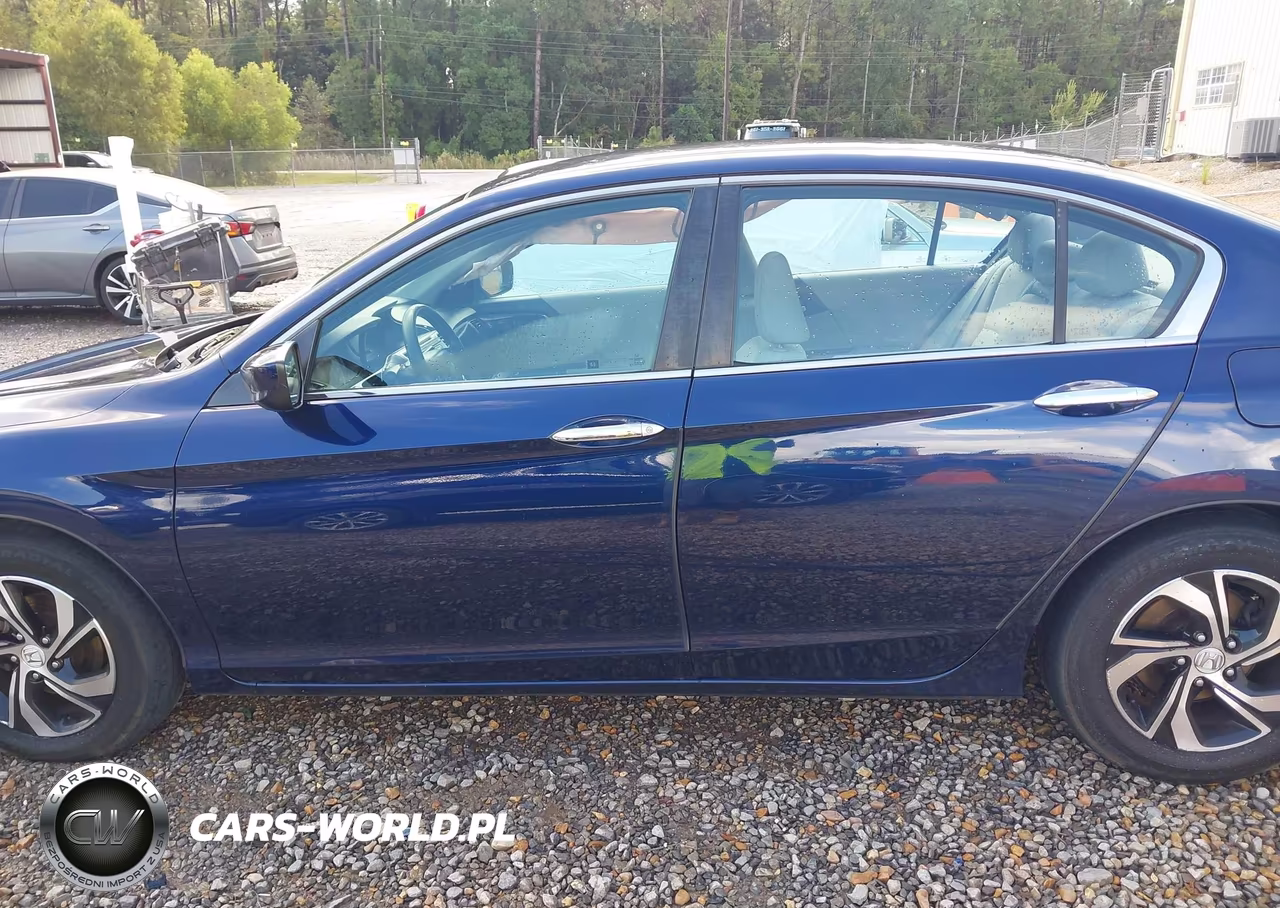 2017 Honda Accord Lx VIN:1HGCR2F35HA113384 - 15