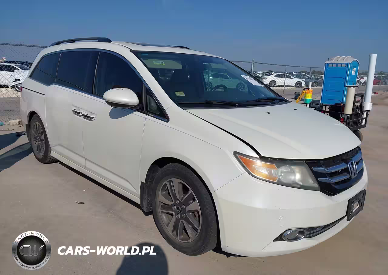 2014 Honda Odyssey Touring-Touring Elite