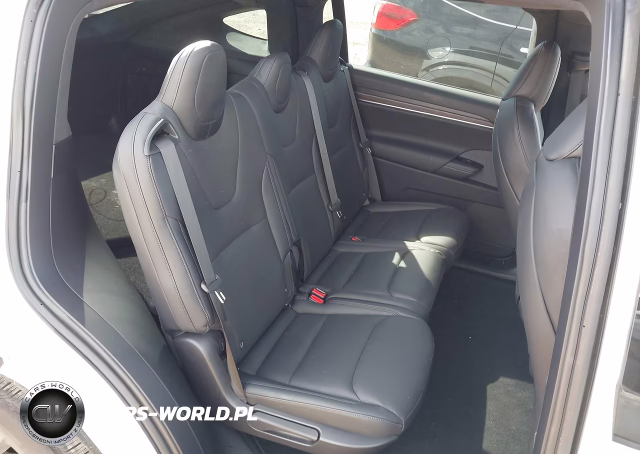 2022 Tesla Model X Dual Motor All-Wheel Drive-Plaid Tri Motor All-Wheel Drive VIN:7SAXCDE58NF339943 - 8
