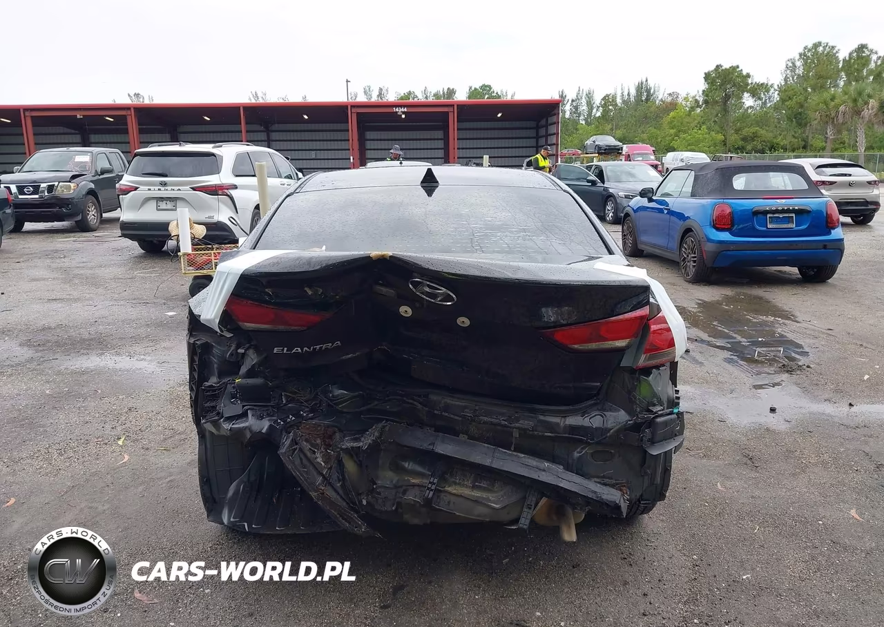 2018 Hyundai Elantra Sel VIN:5NPD84LF3JH333203 - 6
