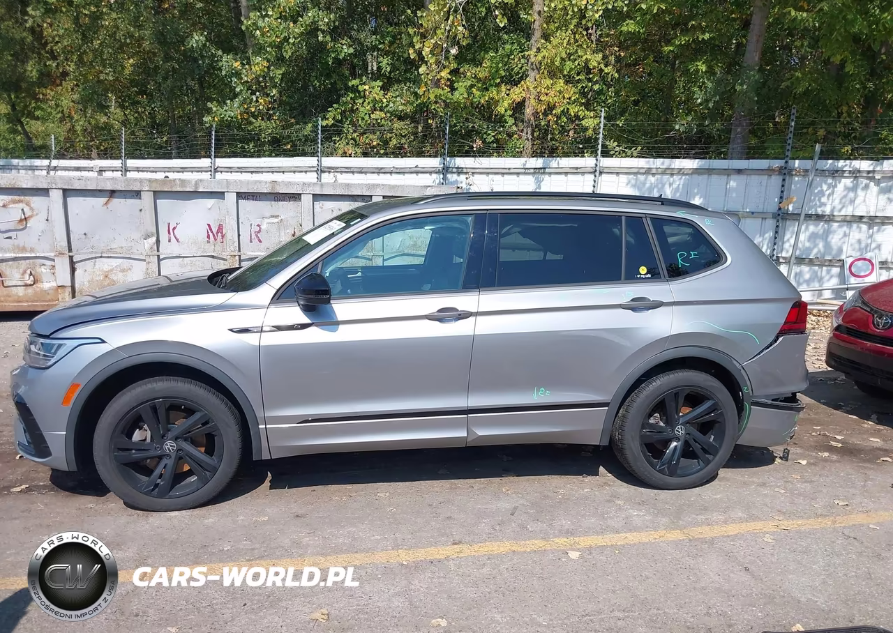 2024 Volkswagen Tiguan 2.0T Se R-Line Black VIN:3VV8B7AX3RM044278 - 15
