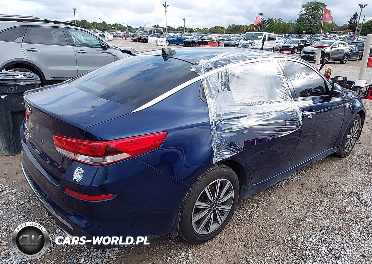 2019 Kia Optima Lx VIN:5XXGT4L36KG334778 - 4