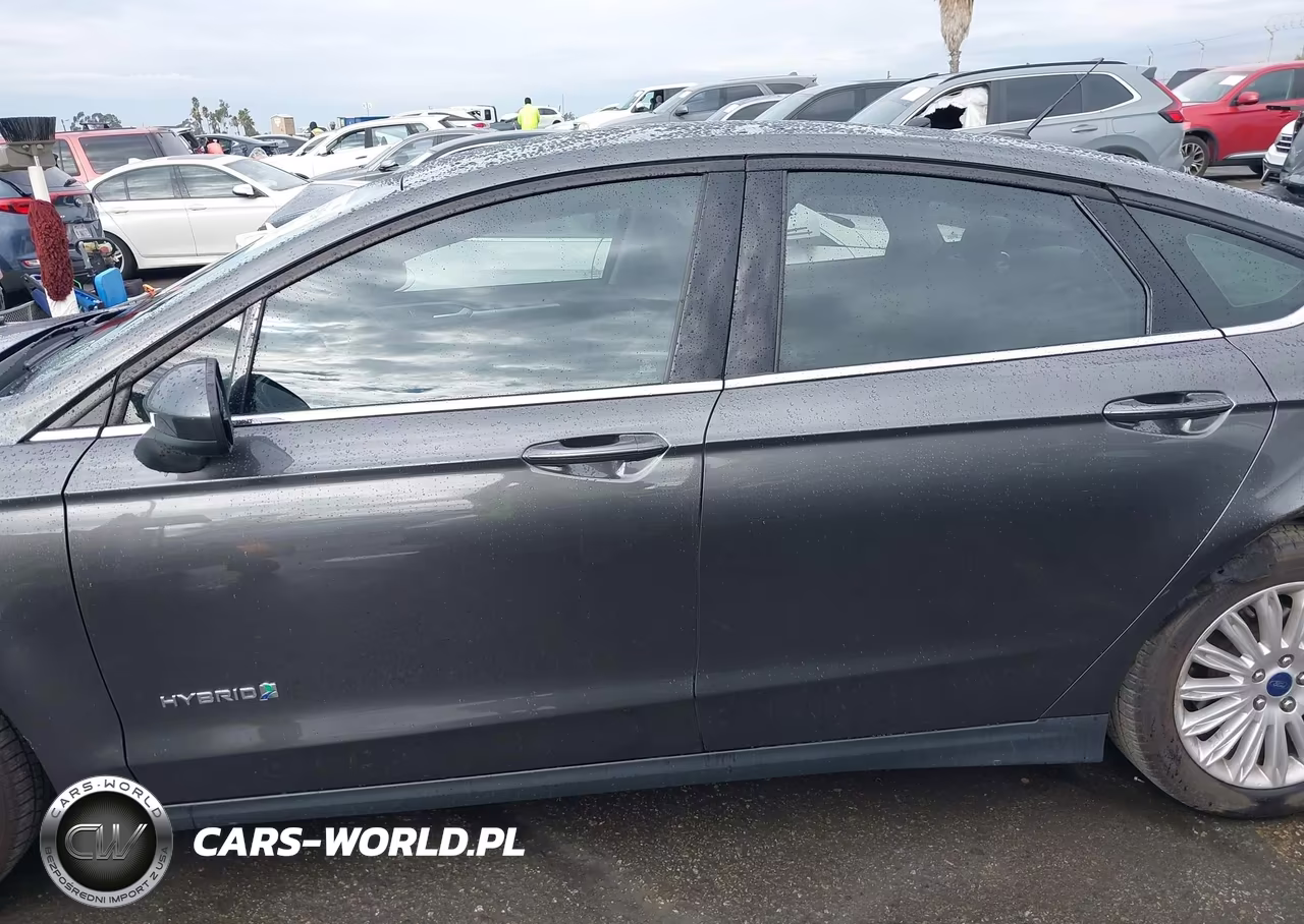 2016 Ford Fusion Hybrid S VIN:3FA6P0UU2GR405702 - 14