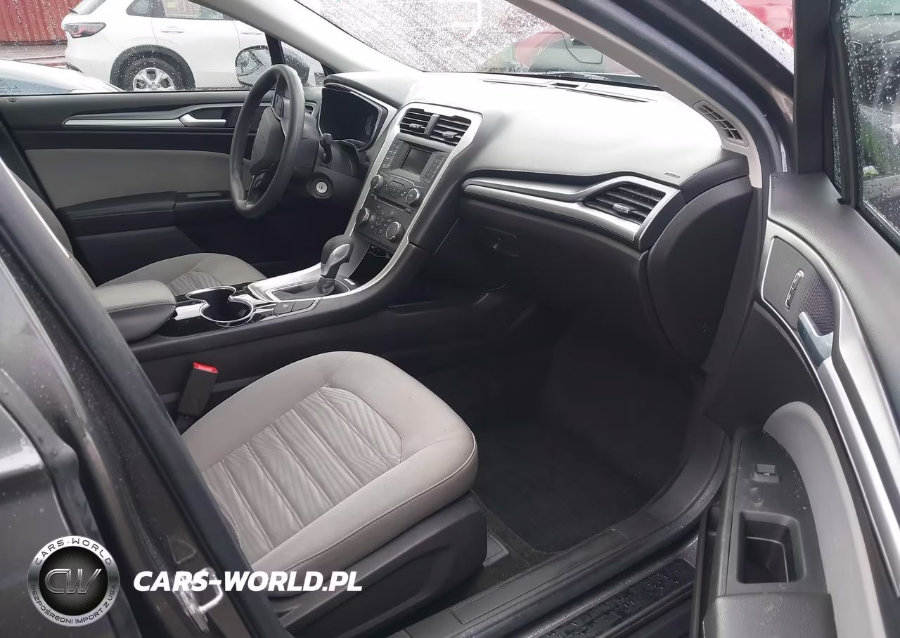 2016 Ford Fusion Hybrid S VIN:3FA6P0UU2GR405702 - 5