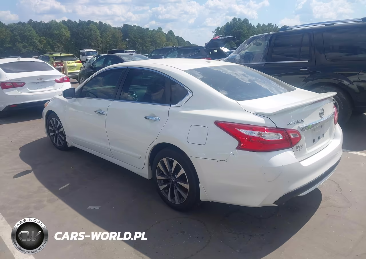 2017 Nissan Altima 2.5 Sv VIN:1N4AL3AP2HC110413 - 3