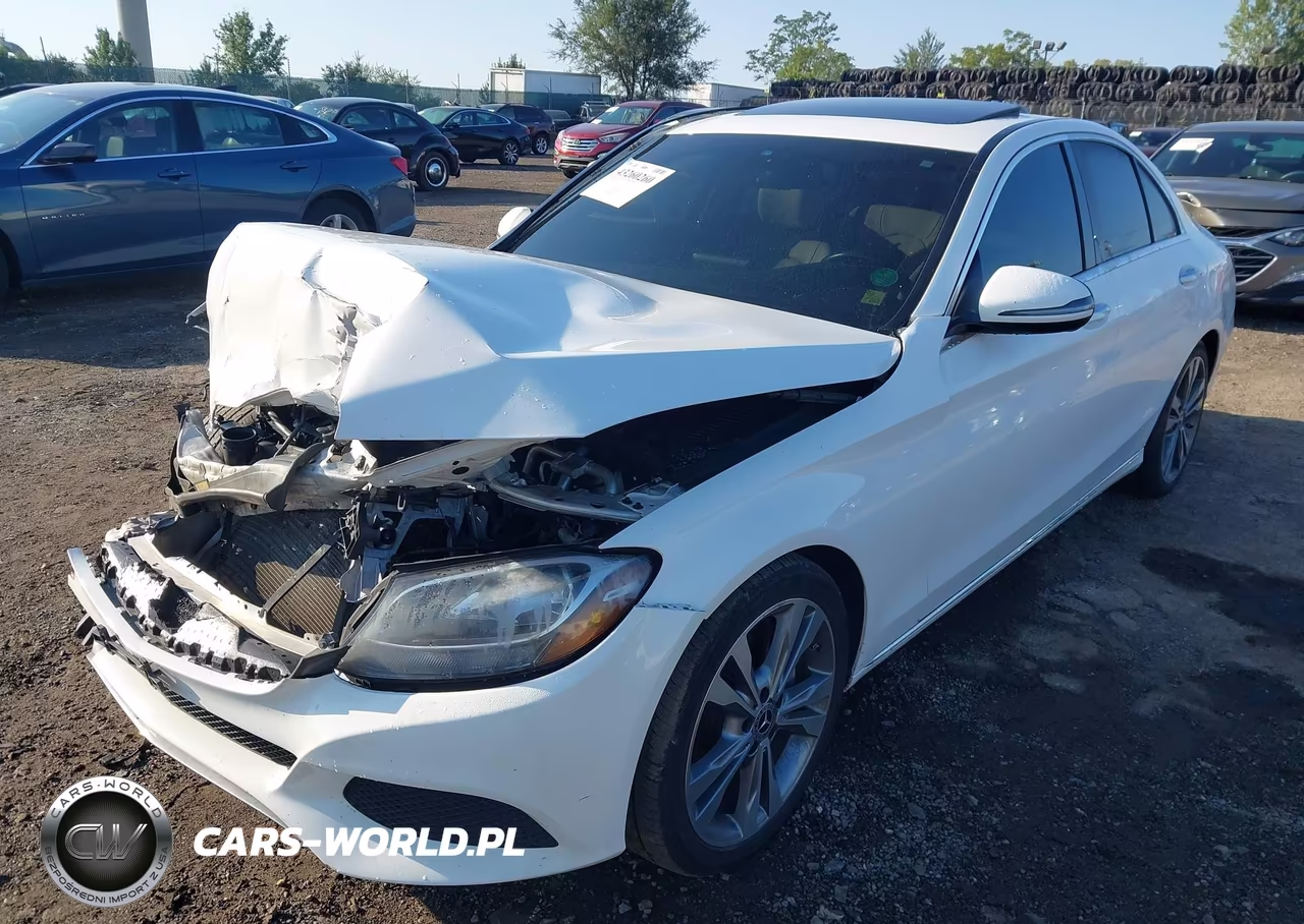 2018 Mercedes-Benz C 300 VIN:55SWF4JB3JU241794 - 2