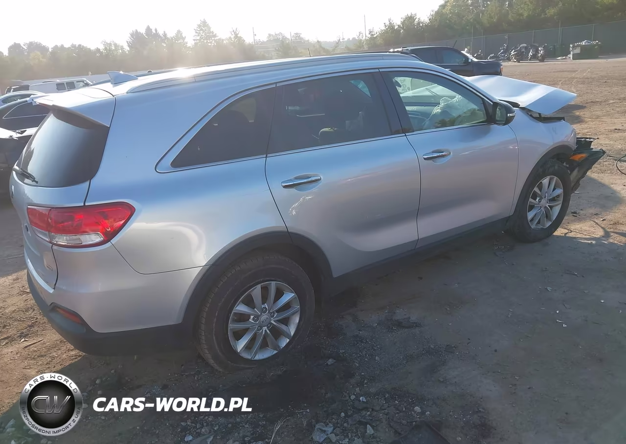 2018 Kia Sorento 2.4L Lx VIN:5XYPG4A3XJG339483 - 4