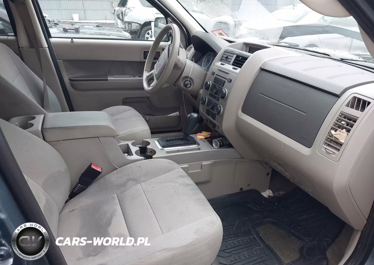 2010 Ford Escape Xlt VIN:1FMCU9DG2AKB65109 - 5