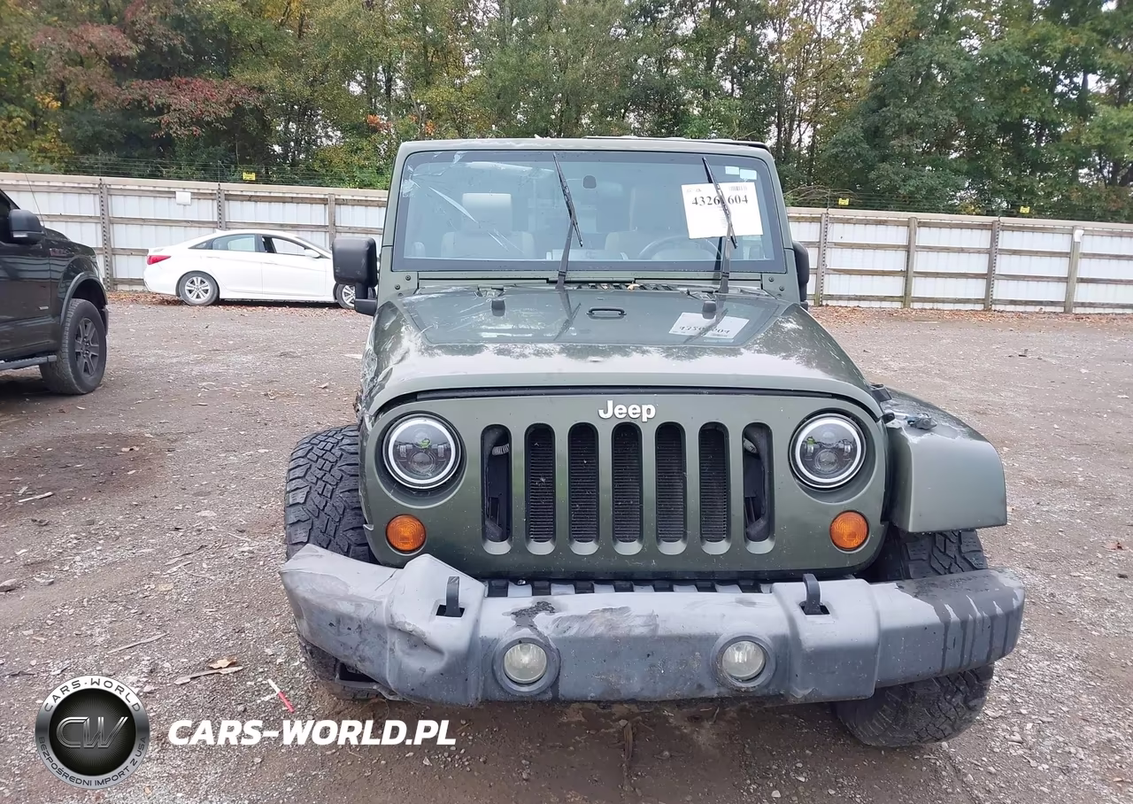 2007 Jeep Wrangler Sahara VIN:1J4FA54147L159744 - 12