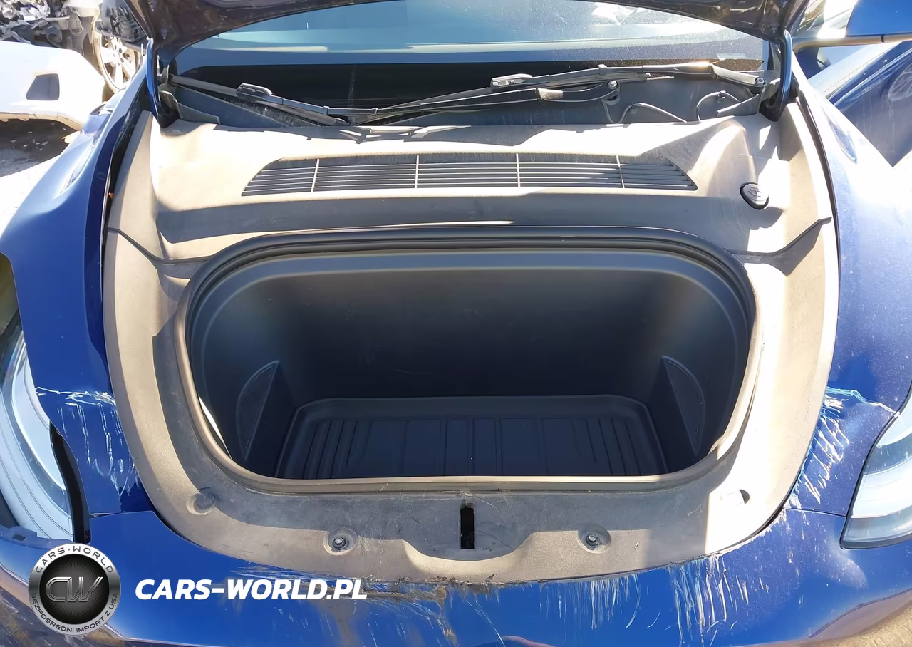 2021 Tesla Model Y Long Range Dual Motor All-Wheel Drive VIN:5YJYGDEE3MF303713 - 10