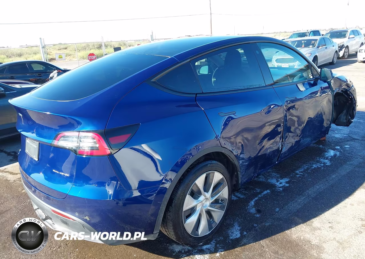 2021 Tesla Model Y Long Range Dual Motor All-Wheel Drive VIN:5YJYGDEE3MF303713 - 4