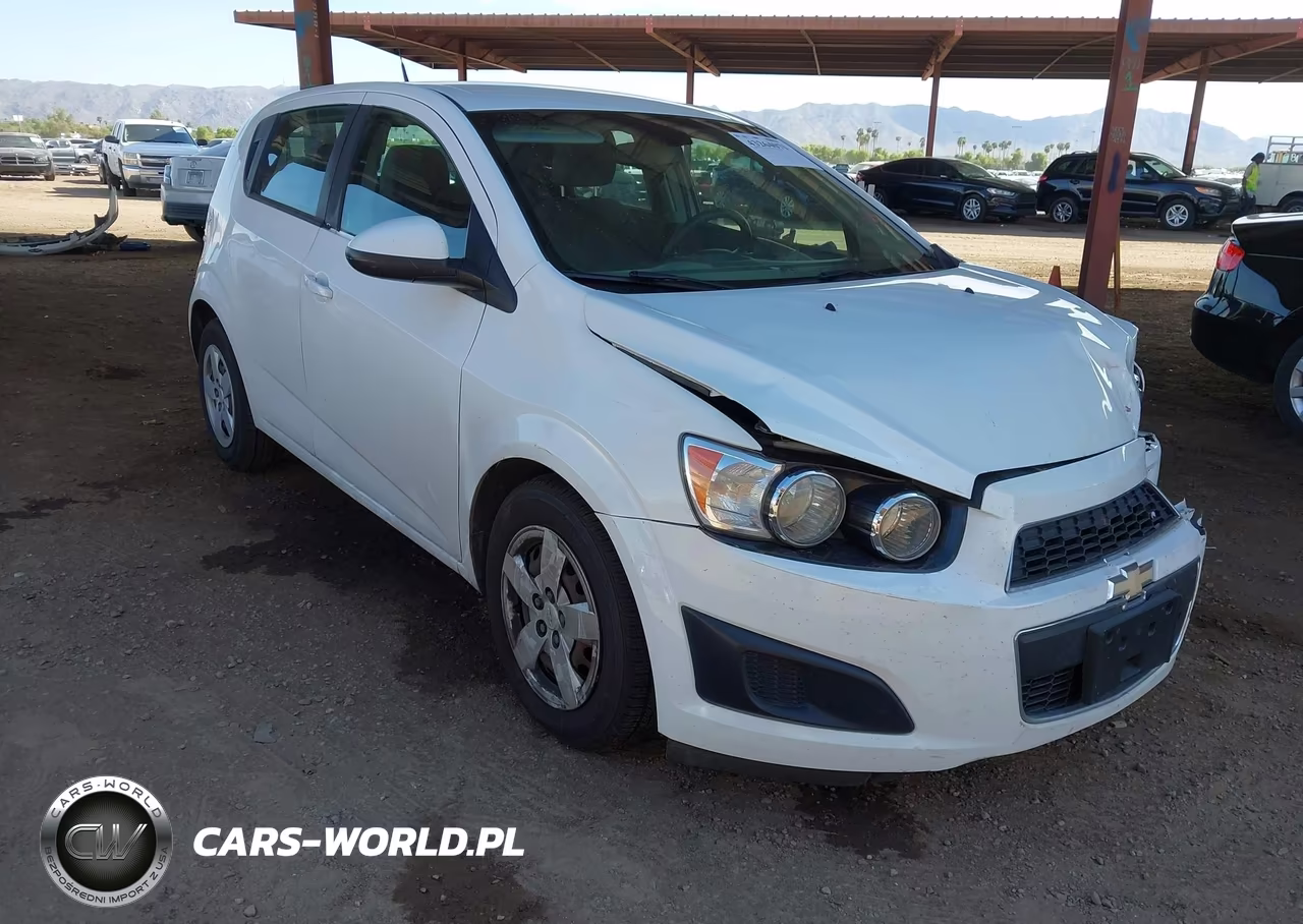 2013 Chevrolet Sonic Ls Auto – zdjęcie 1 z 16