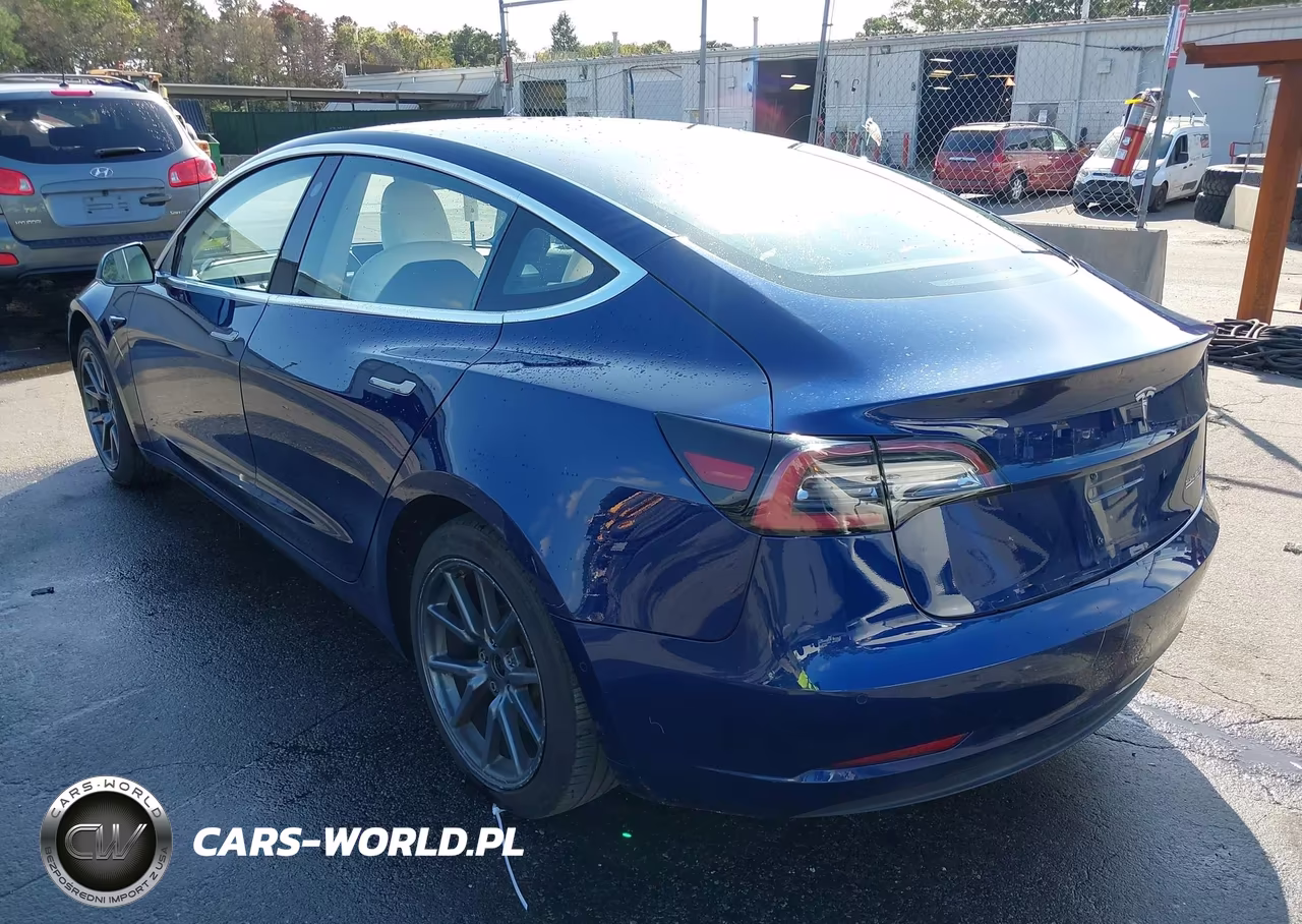 2018 Tesla Model 3 Long Range-Performance VIN:5YJ3E1EB0JF096570 - 3