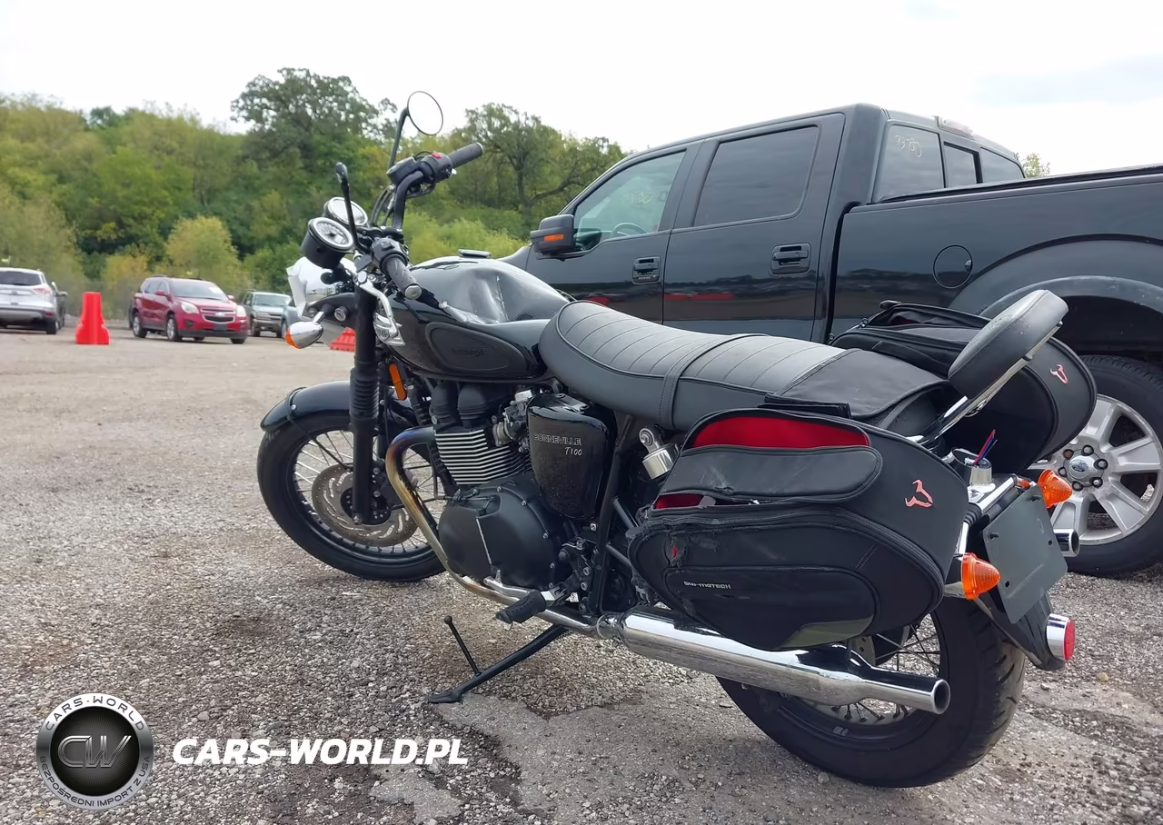 2015 Triumph Motorcycle Bonneville T100 VIN:SMT910K13FT668345 - 3