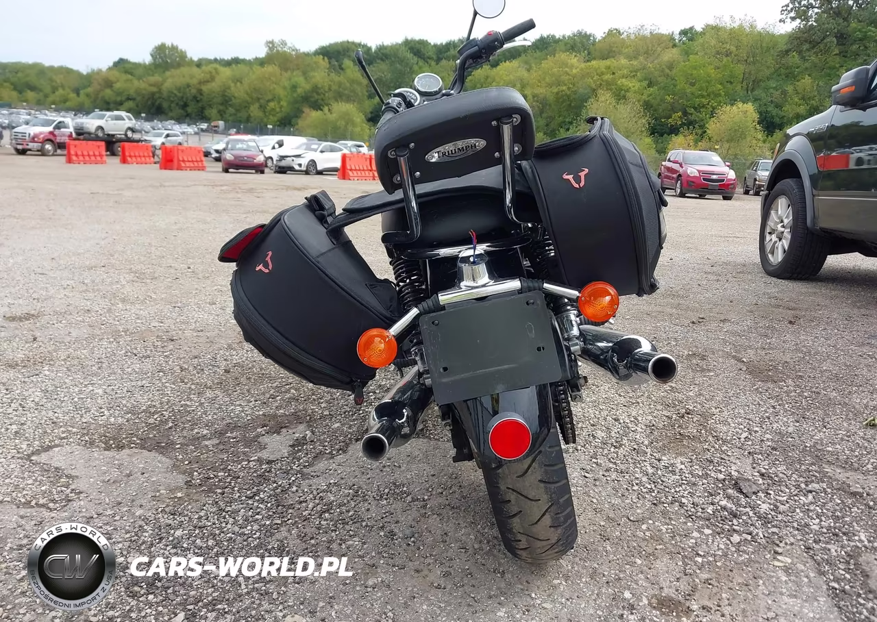 2015 Triumph Motorcycle Bonneville T100 VIN:SMT910K13FT668345 - 6