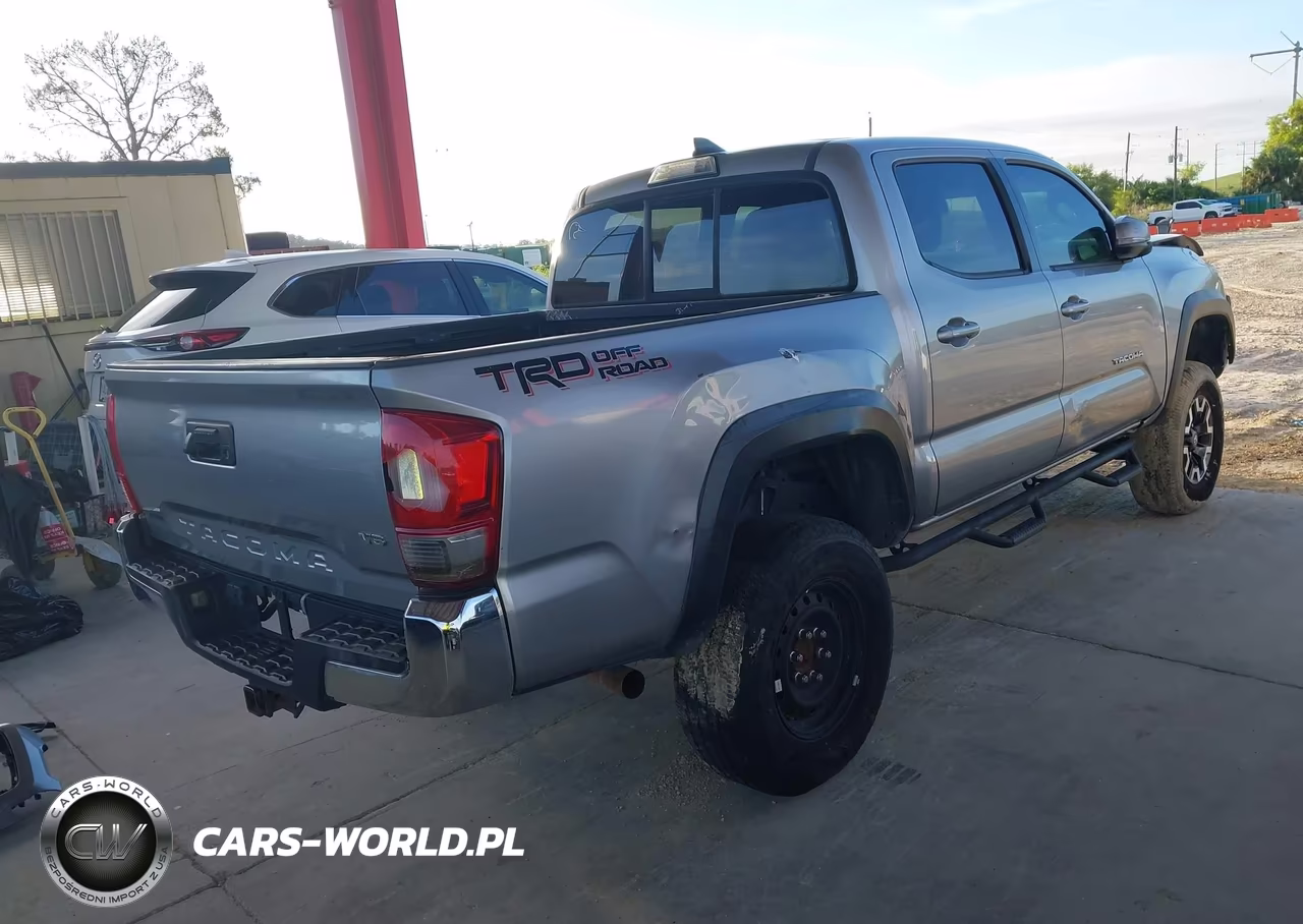 2016 Toyota Tacoma Trd Off Road VIN:3TMAZ5CN4GM014098 - 4
