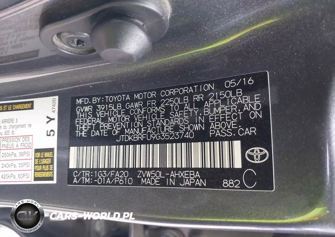 2016 Toyota Prius Two VIN:JTDKBRFU9G3523740 - 9