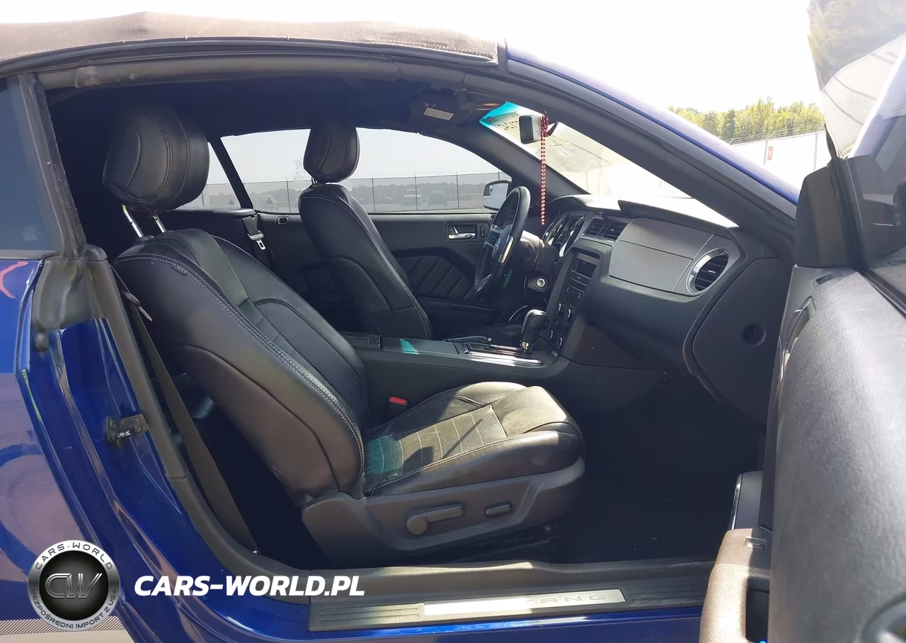 2014 Ford Mustang V6 Premium VIN:1ZVBP8EM3E5253898 - 5